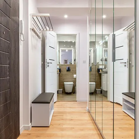 9th Floor Business By Rentujemy Apartment *